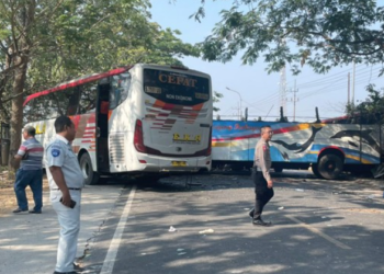 “Kecelakaan Maut Antara Bus Sugeng Rahayu dan Bus Eka Cepat di Ngawi-Madiun, Diduga Akibat Penghindaran Pejalan Kaki”