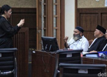 KPK Mengusut Dugaan Korupsi Dana Operasional Gubernur Papua Lukas Enembe Senilai Rp 1 Triliun