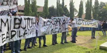 Siswa SMAN 11 Semarang Desak Keadilan dan Proses Hukum UU ITE Terkait Skandal Video Deepfake ‘Samanse’