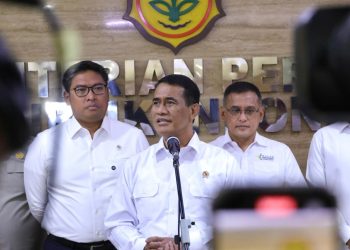 Respons Keras Mentan Amran: 2.039 Kios Nakal Jual Pupuk Bersubsidi di Atas HET