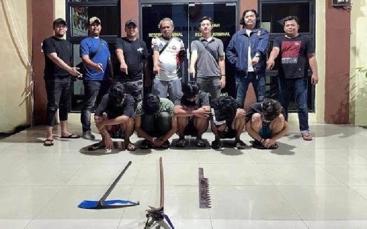 PTawuran Pelajar di Cibogo, 15 Remaja di Subang Diamankan Beserta Sajam