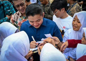 Seskab Teddy: Program Sekolah Rakyat dan BLT Bukti Komitmen Pemerintah Hadir untuk Rakyat