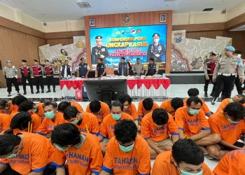 Polresta Sidoarjo Gagalkan Penyelundupan Narkoba, Amankan 8,2 Kilogram Sabu dan 10 Butir Ekstasi