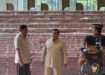 Kejagung Pamerkan Rp 2,4 Triliun Hasil Korupsi CPO di Depan Prabowo