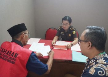 Sidang Dana BOS: Eks Kepala SMK PGRI Ponorogo Dituntut 14,5 Tahun Penjara atas Kerugian Negara Rp25 Miliar