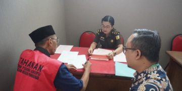 Sidang Dana BOS: Eks Kepala SMK PGRI Ponorogo Dituntut 14,5 Tahun Penjara atas Kerugian Negara Rp25 Miliar