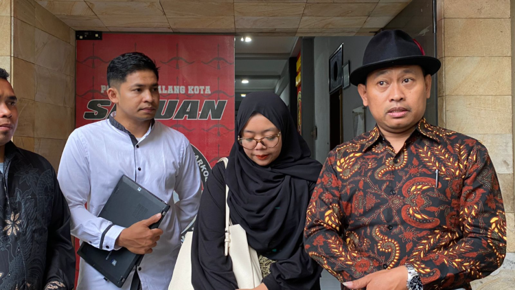 Kubu Pelapor Siapkan Bukti Dugaan Penyebaran Konten Pornografi oleh Yai Mim