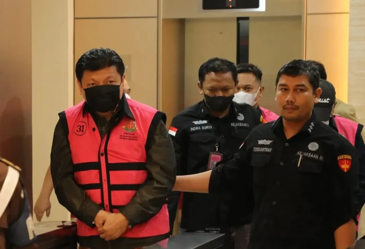 KEJAKSAAN AGUNG PERIKSA PEGAWAI JASINDO DALAM KASUS KORUPSI KREDIT SRITEX