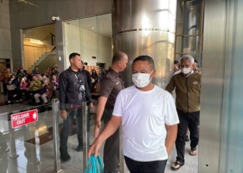 Sorotan MAKI terhadap Korupsi Gubernur Riau: Biaya Politik Mahal sebagai Pemicu Kejahatan Jabatan