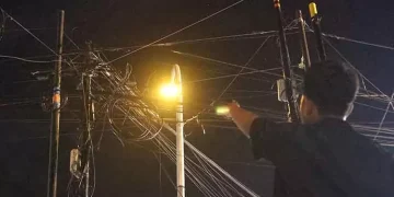 Kabel Internet Semrawut di Pasuruan Kian Bahayakan Warga, DPRD Desak Pemkab Segera Terbitkan Regulasi Tegas