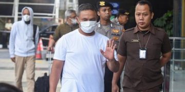 Gubernur Riau Abdul Wahid Diperiksa Intensif KPK Pasca OTT Dugaan Suap Proyek PUPR