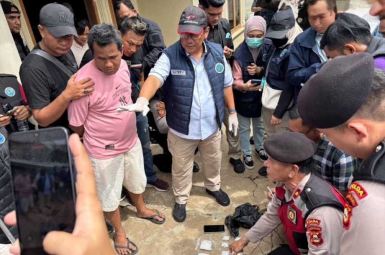 Tim Gabungan BNNP dan Polda Sumsel Gerebek Kampung Narkoba di Banyuasin, 22 Orang Diamankan