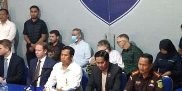 Dua Narapidana Narkotika WN Inggris Diserahkan ke Negara Asal Atas Dasar Kemanusiaan