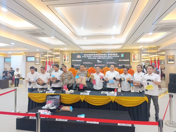 Polres Tangsel Bongkar Jaringan Obat Keras dan Narkotika, 18 Tersangka Ditangkap