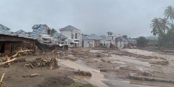 Analisis Dosen UNAIR: Banjir dan Longsor Sumatera Akibat Cuaca Ekstrem dan Kerusakan Lingkungan