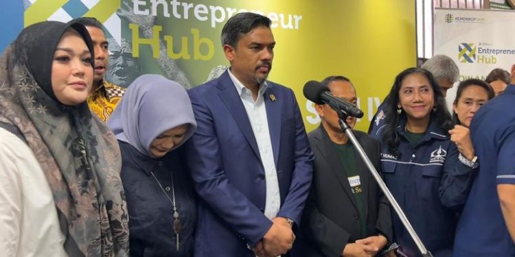 Pemerintah: Transaksi UMKM Anjlok, Menteri UMKM Salahkan Judi Online