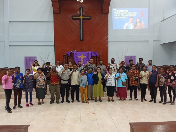Polres Sarmi Edukasi Generasi Muda Bebas Narkoba dan HIV/AIDS